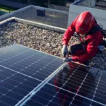 Compania-E.ON-Energie-Romania-a-instalat-in-primele-opt-luni-ale-acestui-an-peste-3.500-de-sisteme-panouri-fotovoltaice-la-clientii-rezidentiali-840×400